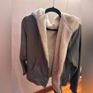 Unbranded fleece line jacket.